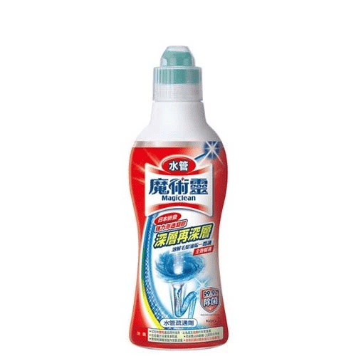 魔術靈（Magiclean）水管疏通劑噴瓶產品圖，紅白配色包裝，標註日本研發配方，強調深層再深層溶解毛髮與廚房油污，具備 99.9% 除菌功能。